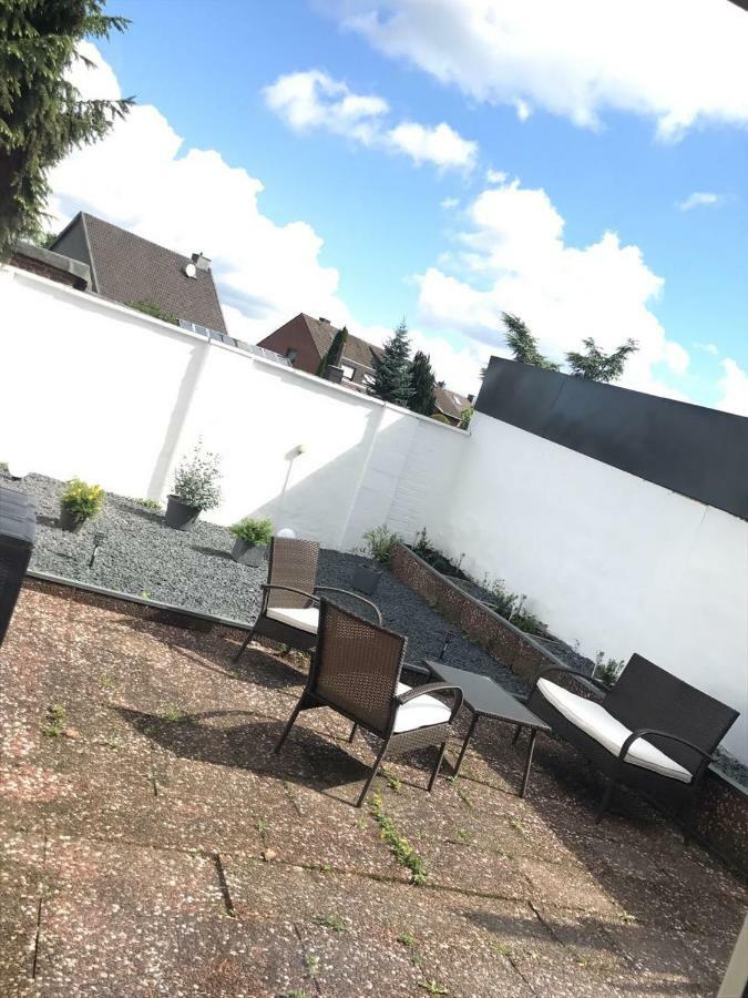 Appartment Am Nordpark بوروسيا مونشنغلادباخ المظهر الخارجي الصورة